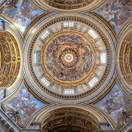 Lucrezia Apartment - Close To Piazza Navona Рим Экстерьер фото