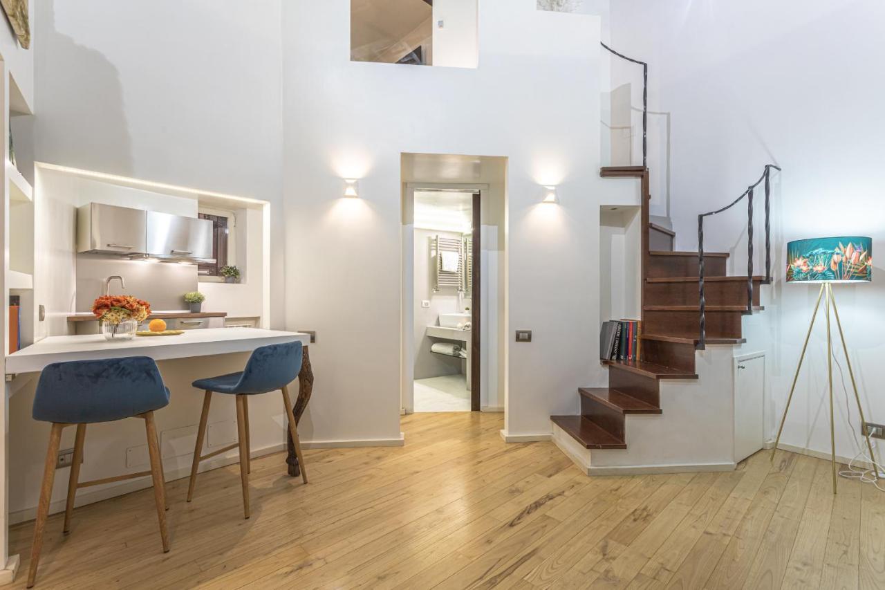 Lucrezia Apartment - Close To Piazza Navona Рим Экстерьер фото