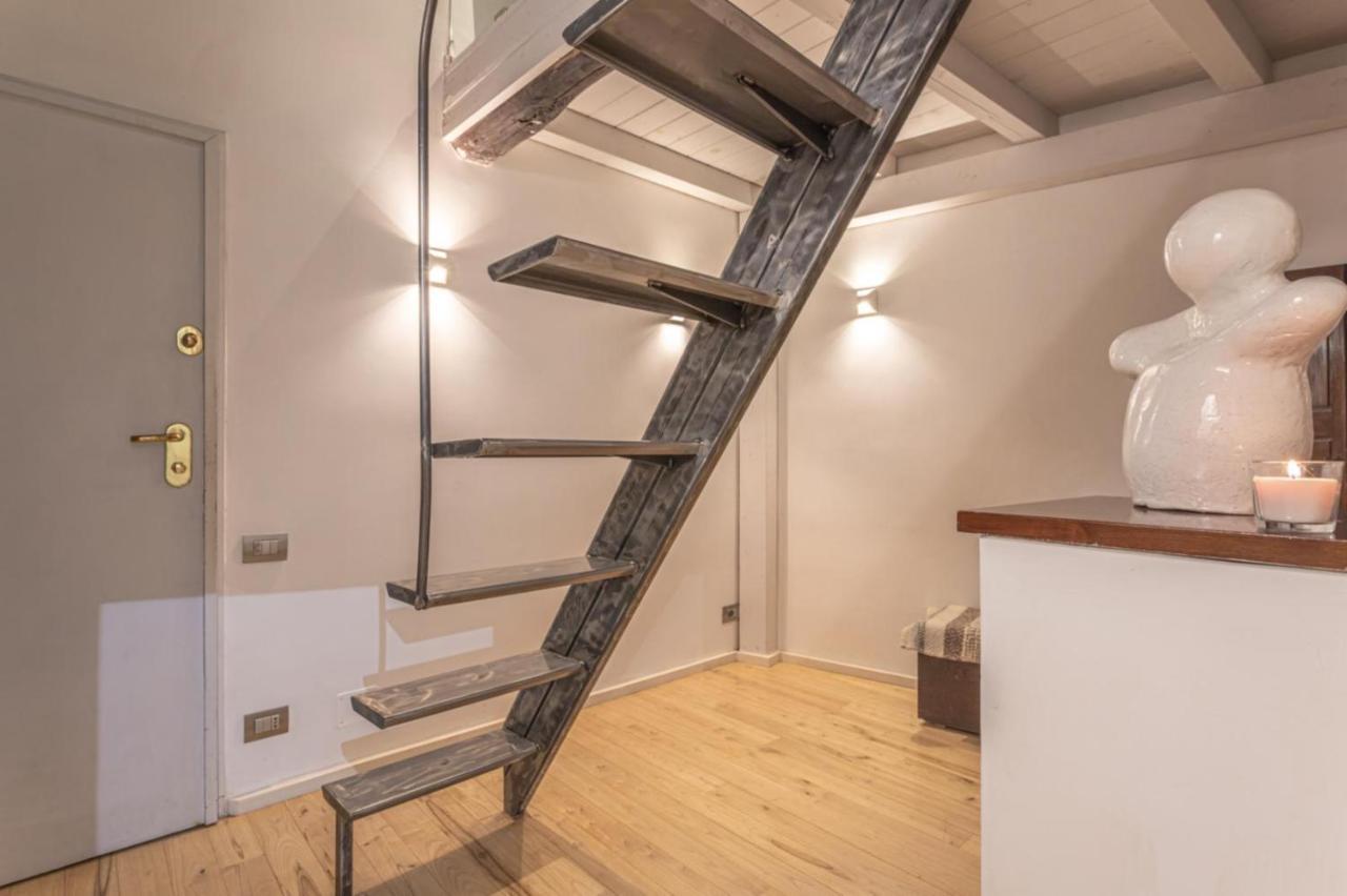 Lucrezia Apartment - Close To Piazza Navona Рим Экстерьер фото